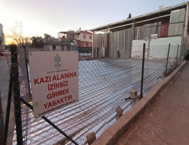 Kahramanmaraş’ta Şiddetli Rüzgar Çatıları Uçurdu