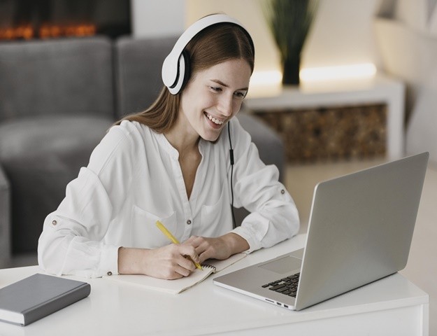 Üniversitelerin Yüzde 98’i Online Eğitime Geçti