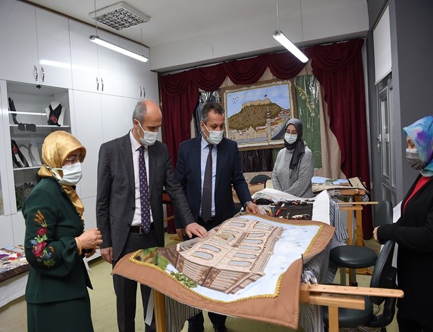 Kurtuluş Günüde “Kırkyamada Kırk Maraş” Sergisi