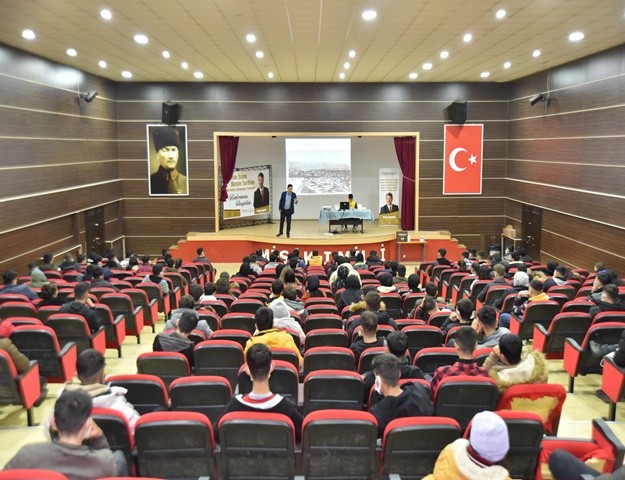 "Kahramanlar Diyarı Türkoğlu"
