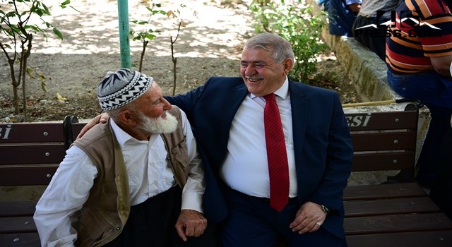 Başkan Mahçiçek; “Yaşlılarımıza Sahip Çıkmak Geleceğimize Sahip Çıkmaktır”