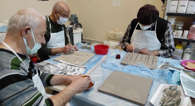 İleri Yaş Atölyelerinde Eğitimler Devam Ediyor