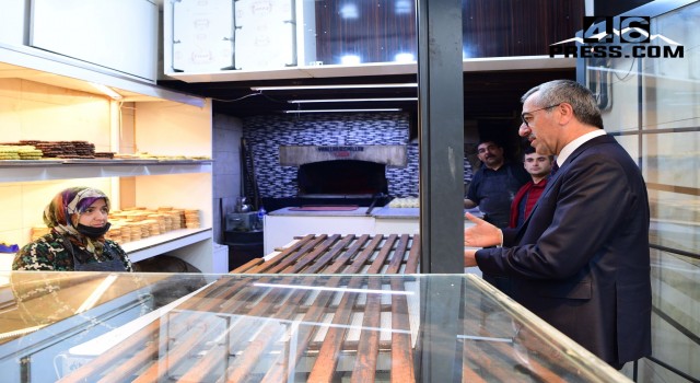 Kapalı Çarşı Esnafından Başkan Güngör’e Teşekkür