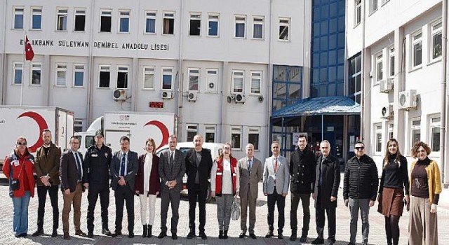 Öğrencilerden “kan dostluğuna” Yoğun İlgi