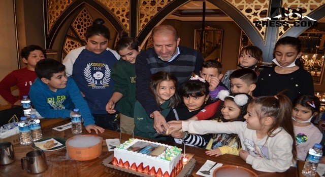 Şehit Çocuklarından Sami Dedelerine Doğum Günü Sürprizi