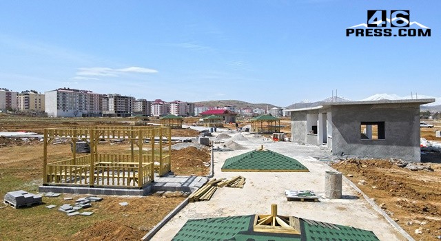 Afşin Millet Bahçesi Hızla Yükseliyor