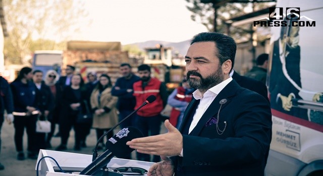 Başkan Gürbüz’den Belediye İşçilerine Bayram Hediyesi
