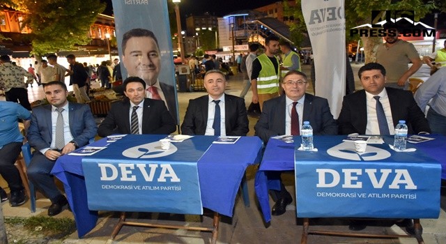 DEVA Partisi Ramazan Ayı Etkinliklerini Semazen Gösterisi ve İlahi Dinletisiyle Noktaladı!