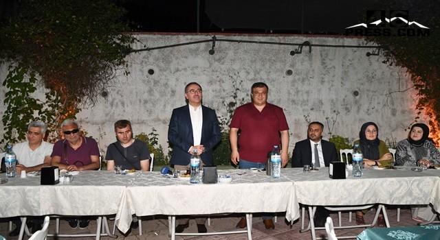 Başkan Güngör Görme Engelli Sporcularla Bir Araya Geldi