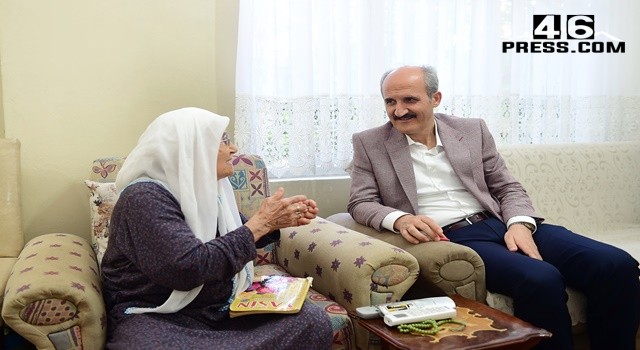 Başkan Okay'dan Anneler Günü Mesajı