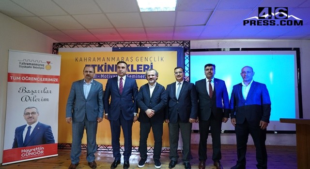 "Gençlerimiz İçin Var Gücümüzle Çalışıyoruz"