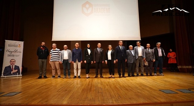 Kahramanmaraş Akademi Yeni Mezunlarını Verdi