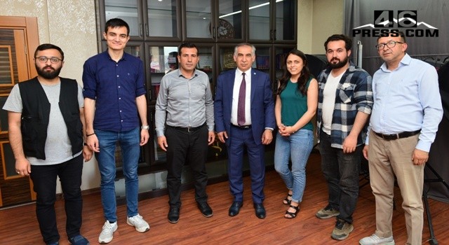 Op. Dr. Faruk Atlı UGİYAD’ı Ziyaret Etti