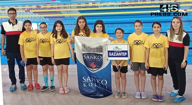 SANKO Okulları Öğrencileri Yüzmede 12 Madalya Kazandı