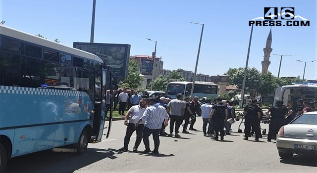 Yola Fırlayan Yayaya Halk Otobüsü Çarptı