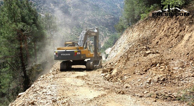 Büyükşehir Yavşan Yaylası İçin Yeni Yol Açıyor