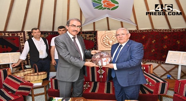 Onikişubat Belediyesi, Etnospor’da EXPO 2023’ü ve Kahramanmaraş’ın değerlerini tanıtıyor