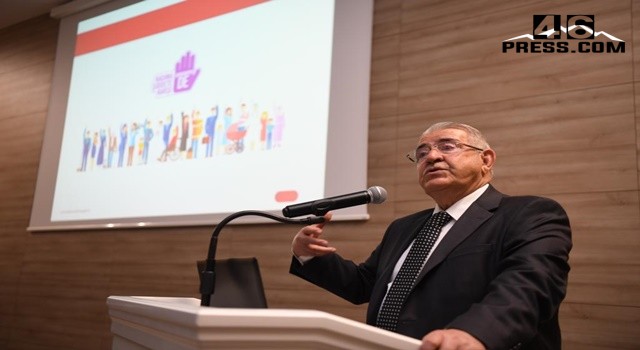Başkan Mahçiçek "Kadına şiddet, ailenin kutsiyetini bilmemesinden gelir"