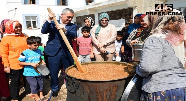 “Aşure; Birlik, Beraberlik ve Paylaşmanın Simgesidir”