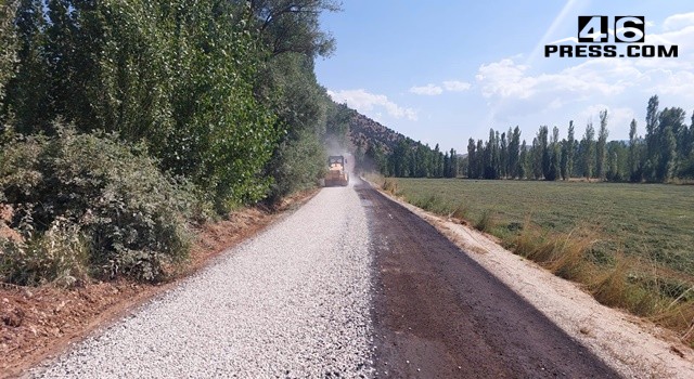 Göksun’da 24 Kilometrelik Yol Büyükşehir’le Yenilendi