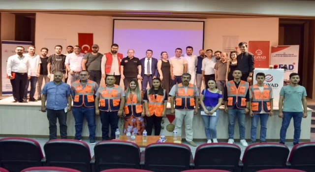 Kahramanmaraş’ta gazetecilere ’deprem ve ilk yardım’ bilinci