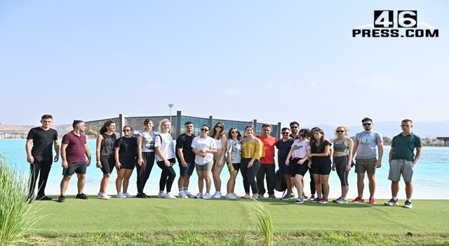 Romanya, Litvanya ve Makedonyalı öğrenciler artık EXPO 2023 elçisi