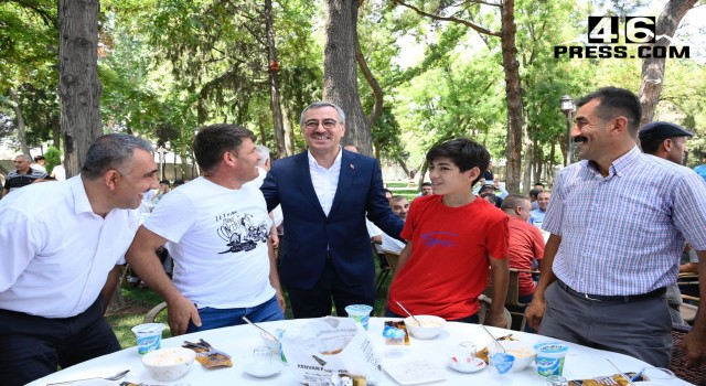 "Şehrimiz İçin Var Gücümüzle Çalışıyoruz"