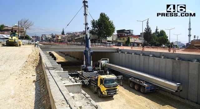 Tevfik Kadıoğlu’nda Köprü Kiriş Montajı da Başladı