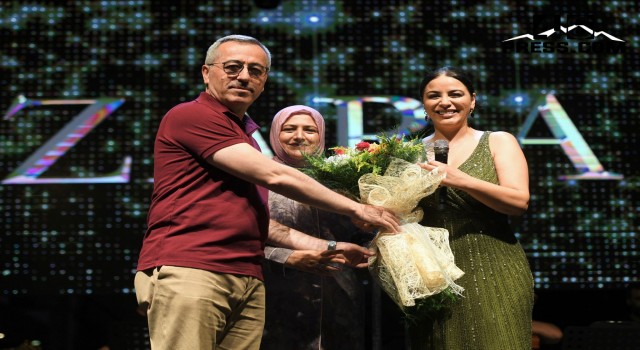 Zara Türküleriyle Kahramanmaraş’ı Mest Etti