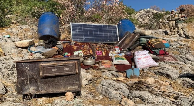 Adıyaman’da terör örgütüne ait toprağa gömülü eşyalar ele geçirildi