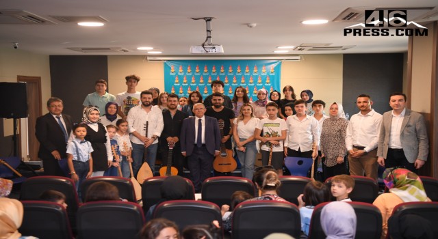 Başkan Mahçiçek, yaz kurslarının kapanış törenine katıldı