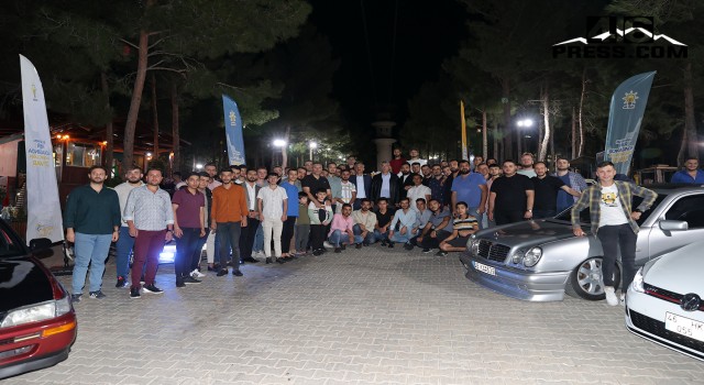 Başkan Okay, Modifiye Araç Tutkunlarıyla Bir Araya Geldi