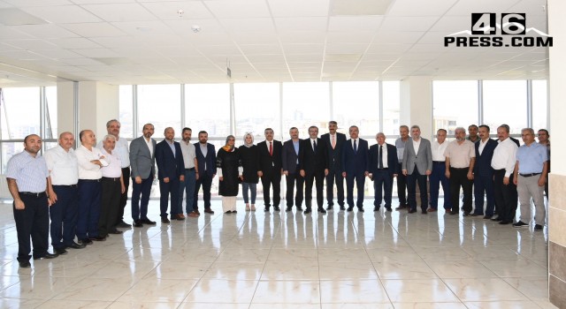 “Gençlerimizle Geleceğe Ümitle Bakıyoruz”