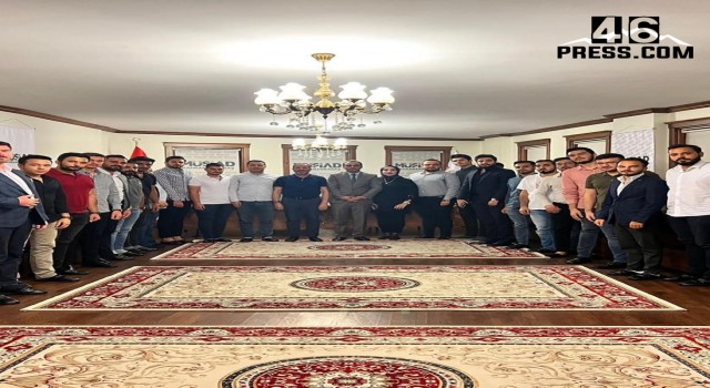 Kervancıoğlu Genç İş İnsanlarıyla Bir Araya Geldi