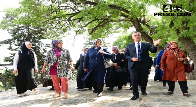 “Şehrimizin Kadim Kültürünü Hemşehrilerimizle Buluşturuyoruz”