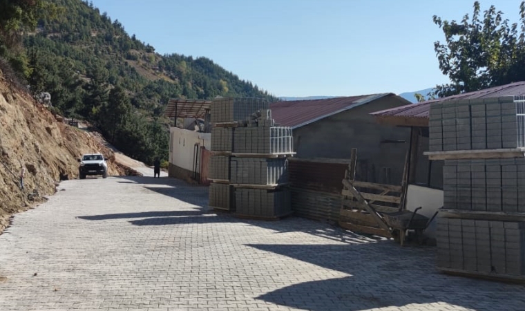 Andırın’da Ulaşım Konforu ve Güvenliği Büyükşehir’le Sağlanıyor