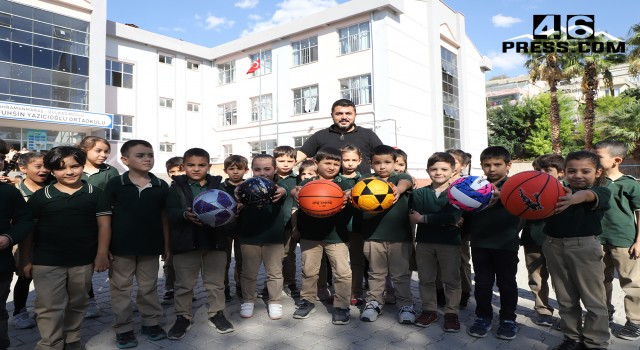 Dulkadiroğlu’ndan, Atık Pil Toplayan Öğrencilere Hediye