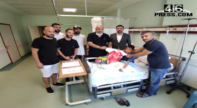 Kahramanmaraşlı Ülkücüler Şehit Piyade Astsubay Çavuş Yusuf Ataş'ın Vasiyetine Sahip Çıktı