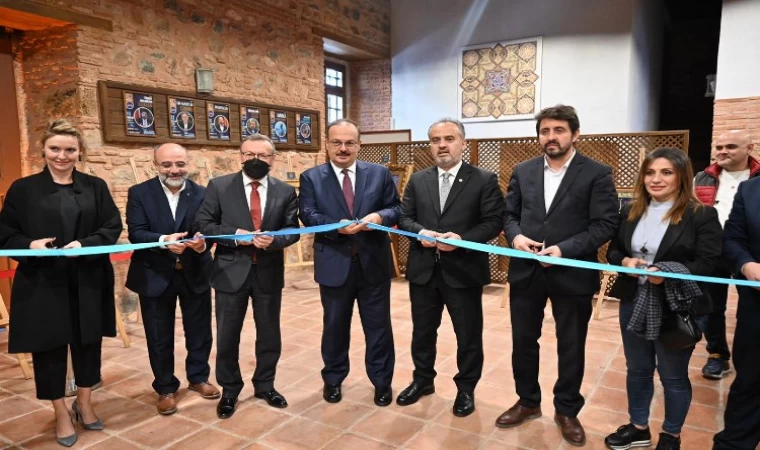 ’Konuşan Yazılar’ sergisi Bursalılarla buluştu