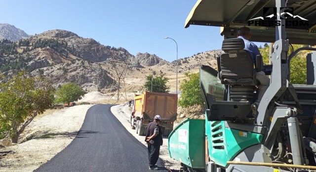 Kurucaova’nın Yol Sorunu Büyükşehir’le Çözülüyor