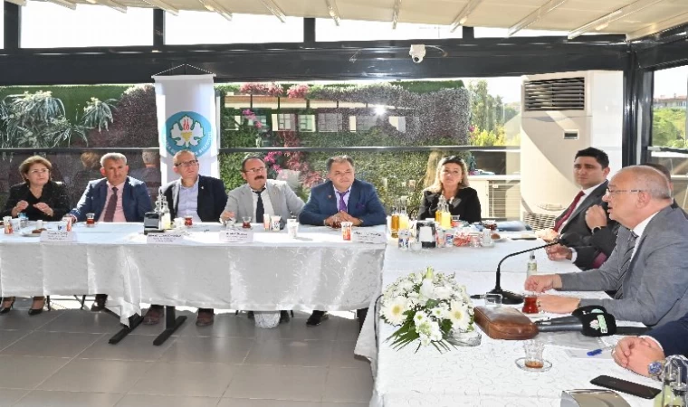 Manisa’da Başkan Ergün muhtarları ağırladı