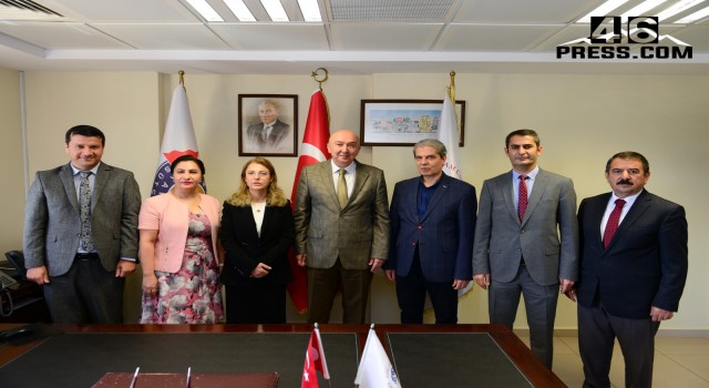 Tıp Fakültesi Dekanlığına Prof. Dr. Hafize Öksüz Atandı