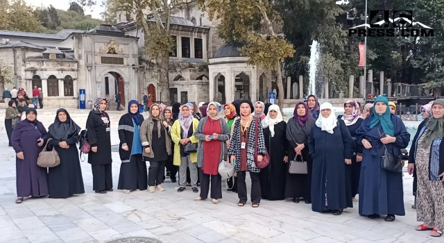 Türkoğlu’lu Hanım Sultanlar İstanbul'u Doya Doya Gezdi