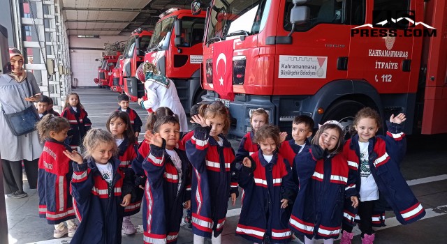 Üniformalarını Giyen Minik İtfaiyeciler Görev Başına Geçti