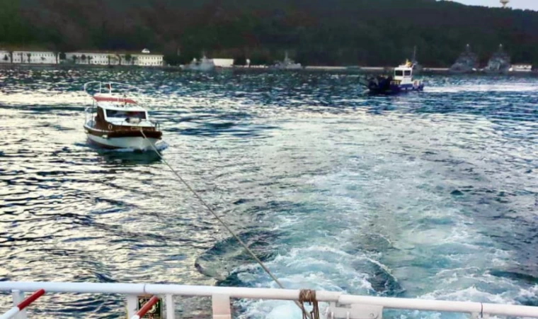 Arızalanan tekne Ruemli Feneri’ne yanaştırıldı