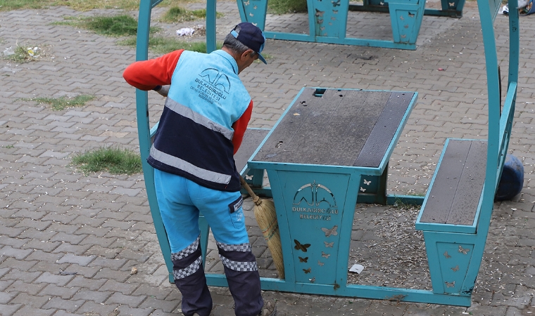 Dulkadiroğlu Belediyesi Parklarda Bulunan Oyun Guruplarını Onardı