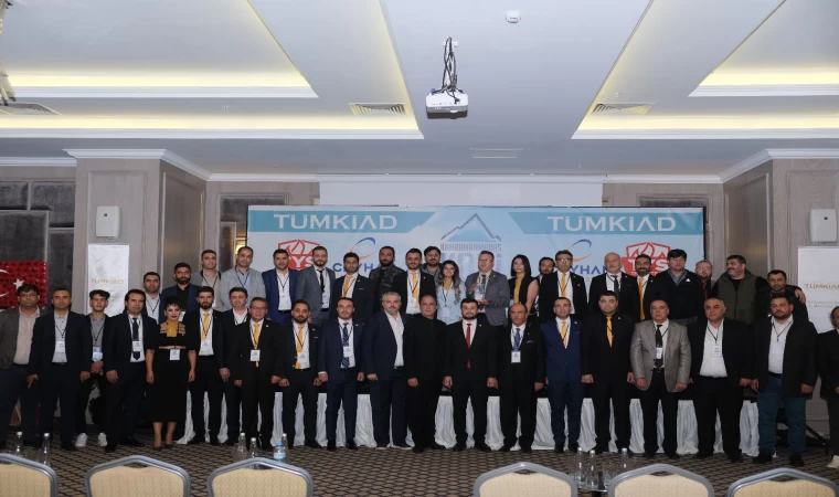 Kahramanmaraş’ta TÜMKİAD Kobi Zirvesi Düzenlendi
