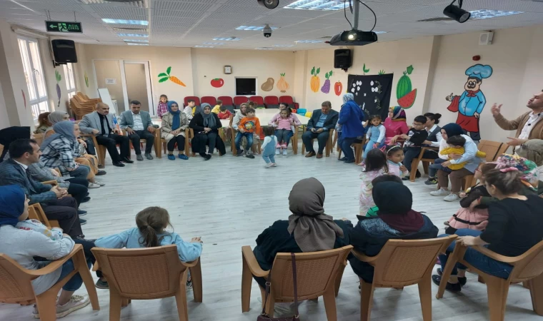 Aile Okulu Projesi Kapsamında 13 Bin 158 Veliye Kurs Verildi