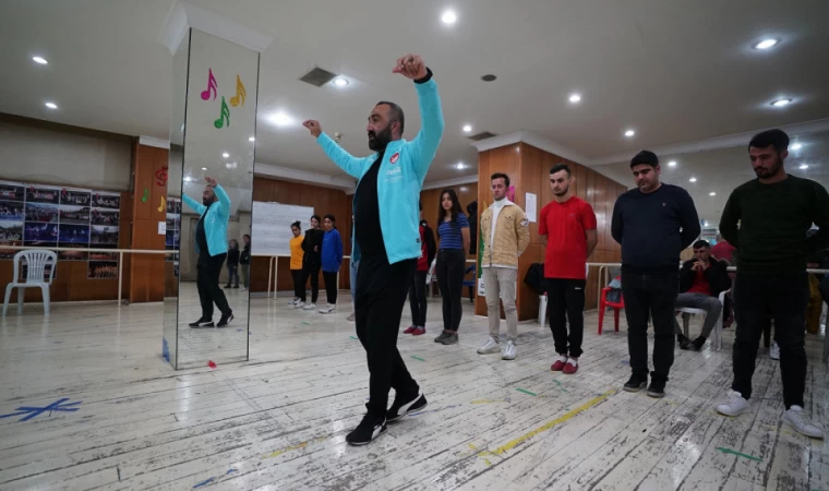 Halk Oyunları KAMEK’le Yaşatılıyor