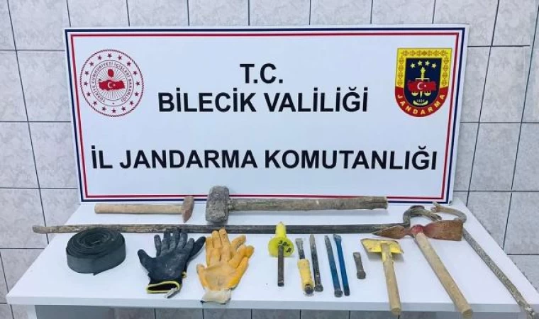 İzinsiz kazı yapan 5 kişiye suçüstü